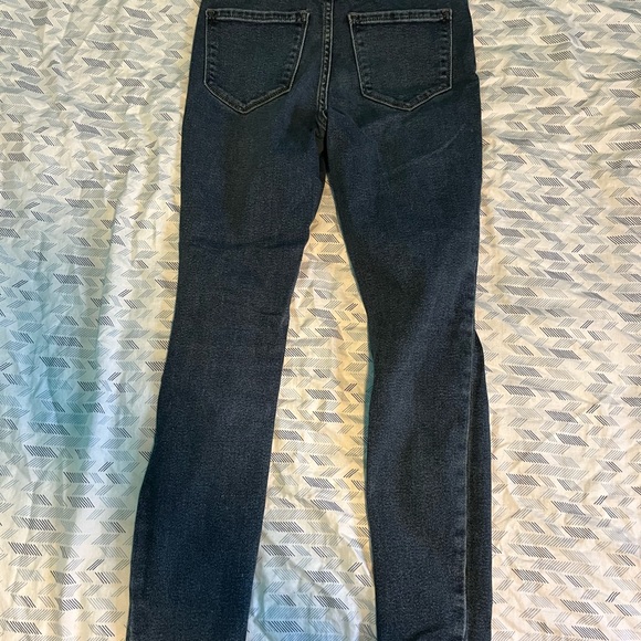 Old Navy rockstar super skinny jeans - Picture 4 of 6